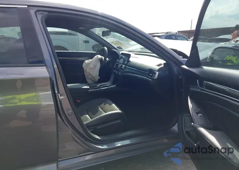 2019 Honda Accord Sport 2.0T из США, поврежденный, VIN 1HGCV2F31KA012104